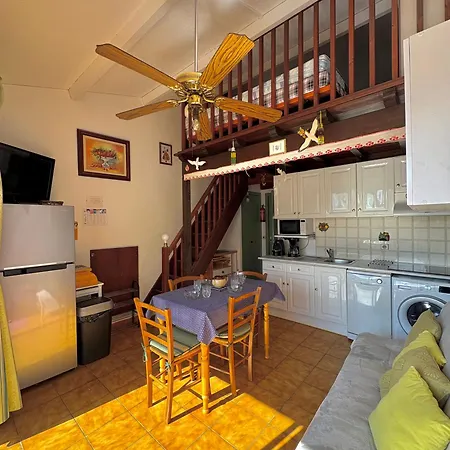 Maison 4 Personnes Terrasse Acces Direct A La 4jm6 Lejlighed Le Barcarès